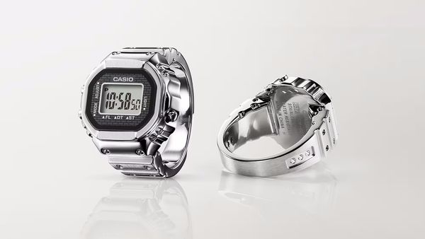 Casio maakt bizar horloge dat je om je vinger draagt