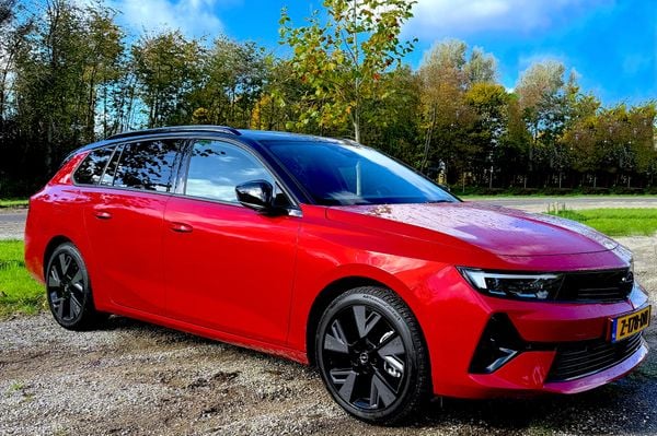 Review: De Opel Astra Sports Tourer is een ideale auto om in te toeren