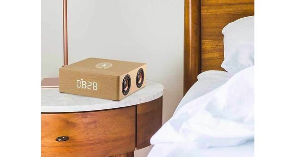 speaker wekker QI-oplader