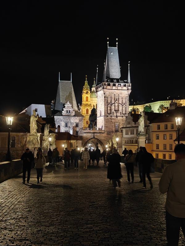 OnePlus 15: een van de beste en snelste Android-telefoons van dit moment