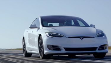 Motor Trend Race met Tesla Model S
